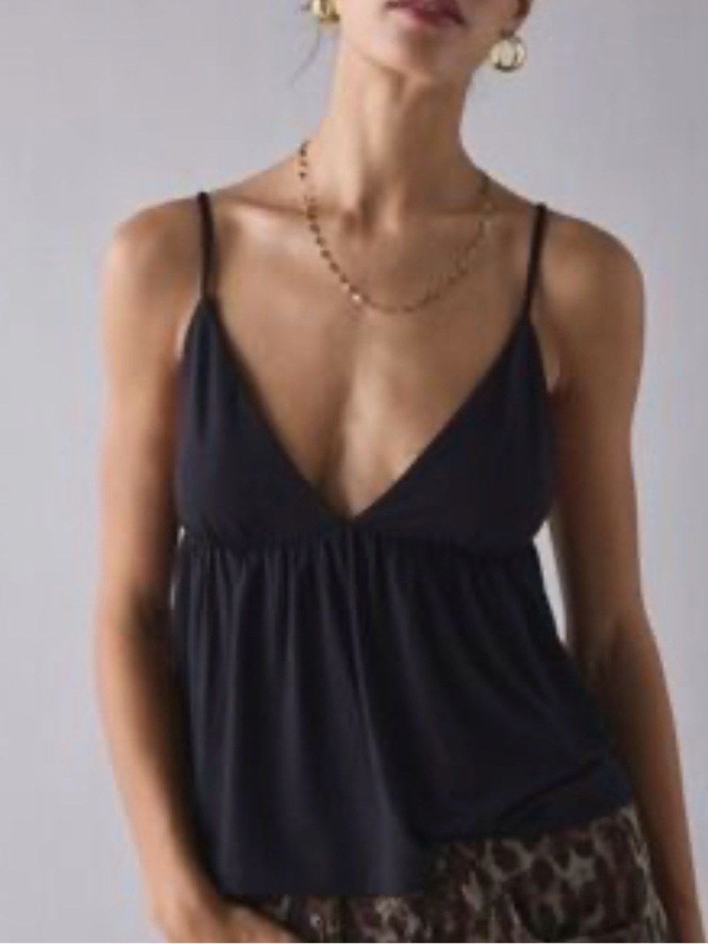 Kimchi Blue Black V-Neck Spaghetti Strap Camisole Top
